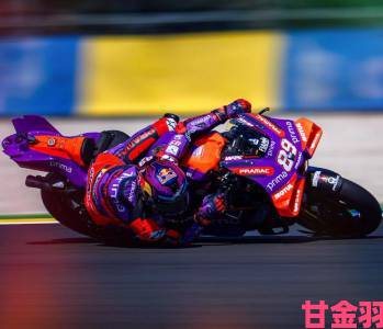 热搜|《MotoGP 13》游戏介绍视频发布：官方赛事解说员加盟