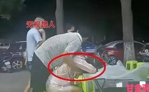 两男一女一个一个摸行为曝光目击者还原现场详细过程